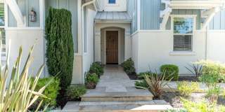 Stunning 5BR/5BA Luxury Rental in Irvine’s Great Park Gallery 3
