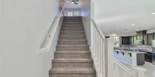 6746 N Glasner Gallery 24