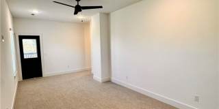 8881 Williams Road Gallery 27