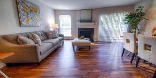 Hampton Point Gallery 5