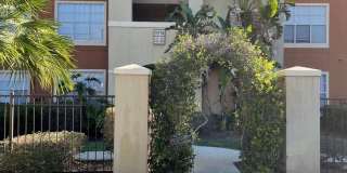 Awesome apartment in the heart of Metrowest! Gallery 1