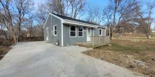 Renovated (in 2024!) two bedroom home, hard surfaces throughout! Gallery 24