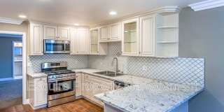 1218 N. OLIVE ST Gallery 9