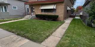 1337 1/2 Monroe Ave Gallery 1