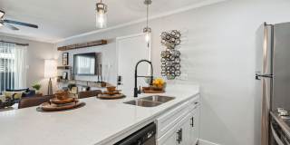 The Ace Apartments Gallery 10