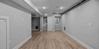 2950 KENSINGTON Avenue Gallery 9
