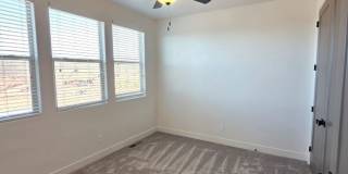 Newer Town Home in Ivins Gallery 21