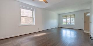 10933 S Avenue H Gallery 13