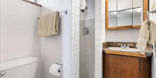 3249 Encinal Ave #B - 1 bedroom | 1 bath | Lower front unit Gallery 10