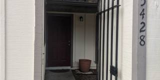 Charming 3 Bedroom, 2 Bathroom End-Unit Townhome in Cypress Pointe Gallery 1