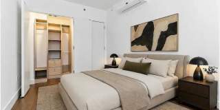227 Lexington Avenue Gallery 5
