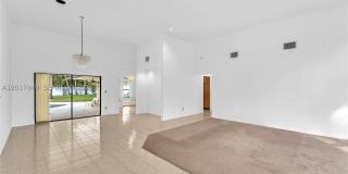 10330 SW 58th Ct Gallery 8