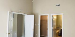 HOME IN PARK RIDGE!! Gallery 15
