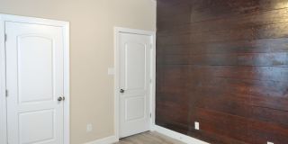 Woodlawn Beauty! Gallery 43