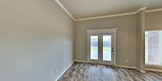 4 Bedroom 2 Bathroom Home in East Edmond with 3 Car Garage - Edmond Schools Gallery 9