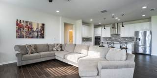 8100 Summerlake Groves Street Gallery 27