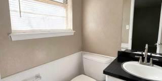 Charming 4 Bedroom Home Near Tinker AFB Gallery 16