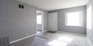3016 N Gladstone Avenue Gallery 4