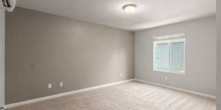 Lovely 3 bedroom/2.5 Bath Townhouse Gallery 14