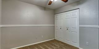 Students Welcome! Move In Special-$200 Off 1st Months Rent! Fantastic & Classy 2-Bed 2-Bath Ranch-Style 2nd Floor Condo Gallery 17