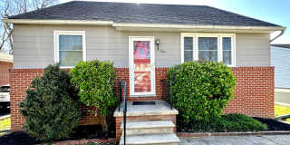 Charming 3 Bedroom/1 Bathroom Home in Essex, Baltimore, MD! Gallery 1
