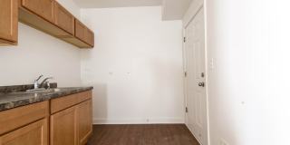 3600 W Franklin Blvd Gallery 27