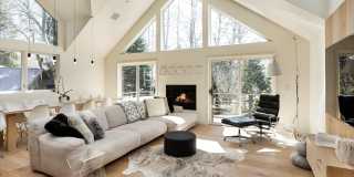 725 Castle Creek Drive Gallery 2