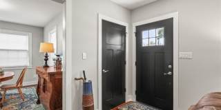 88 Magnolia Street Gallery 10