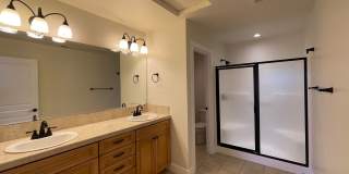 Old Mill Townhome Available 6/19 Gallery 22