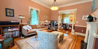 81 Walnut Gallery 4