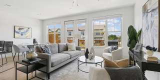 Caliza at the Loop Gallery 70