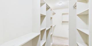 319 SW Coral Gallery 12