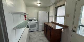 27 W Allen Street Gallery 8