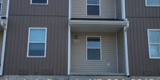 3 BEDROOM 2.5 BATHROOM TOWNHOUSE FOR RENT. Gallery 1