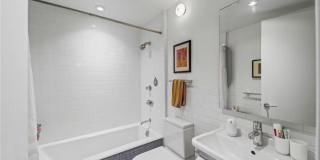 304 Warren Street Gallery 6