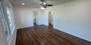 Bright, Updated 3 Bedroom Home with Modern Finishes Gallery 1