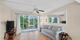1810 New Palm Way Gallery 6