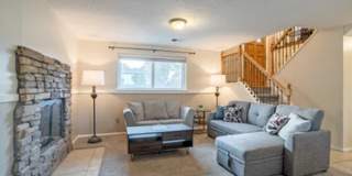 Room in a large shared home, great neighborhood, friendly roommates! Gallery 11