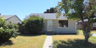 2 Bedroom, 1 Bath Home in Kennewick Gallery 1