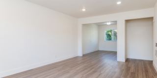 Bella Vista on Bancroft Gallery 16