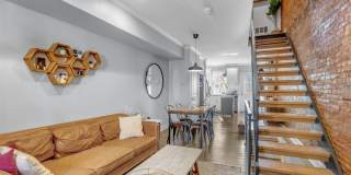 2531 COLLINS Street Gallery 1