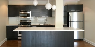 5100 S. Ellis Avenue Gallery 14