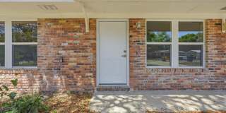 All Brick Home & Large Yard in Niceville! Gallery 43
