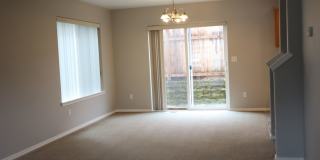 Beautiful 3-Bedroom 2-Story Home in Ridgefield for Rent - 1211 NE 168th St Gallery 22