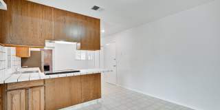 6063 Pineland Avenue Gallery 19