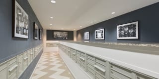 Caroline Uptown West Gallery 15