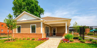 North Shore Gardens Apartments Gallery 29