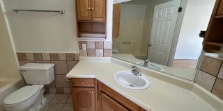 Available September 25th! 3 bed, 2.5 bath, 2 car garage for rent Gallery 15