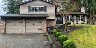 4bd/2.5ba Bellevue Home Gallery 1