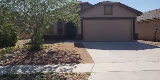 3 bed 2 bath home in Huning Ranch Gallery 1